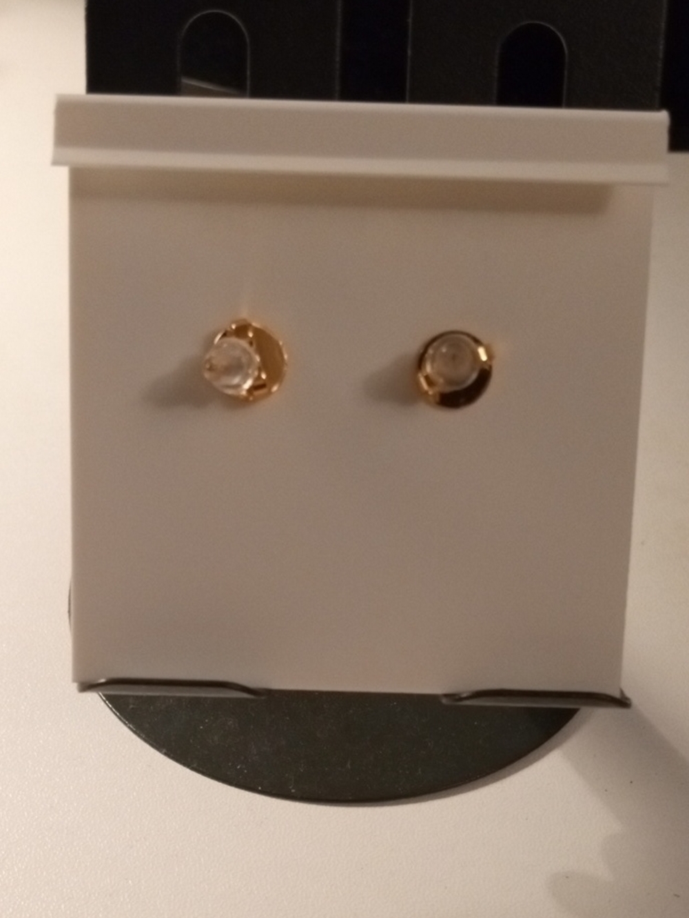 Tory Burch Gold Heart and Pearl Charm Drop Earrings - Picture 3 of 6